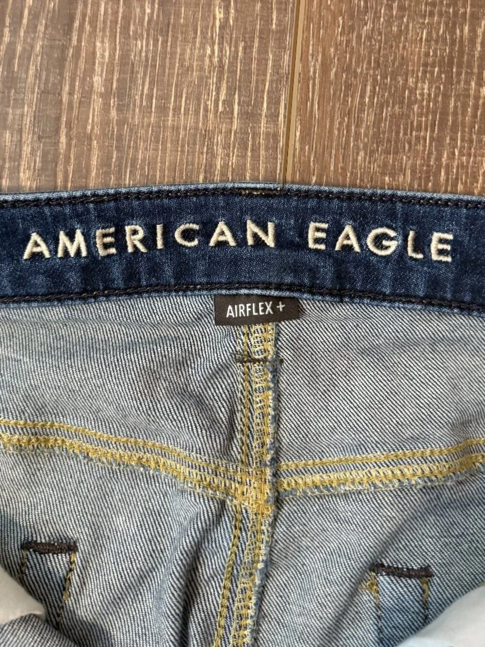 American Eagle Slim Straight Jeans–36x32